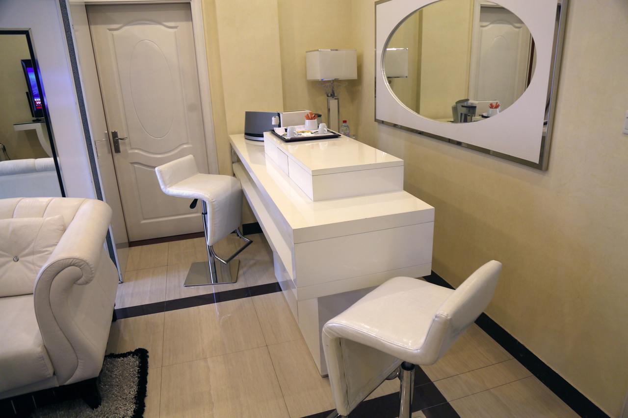 Hotel Amaritsah Brazzaville Bagian luar foto