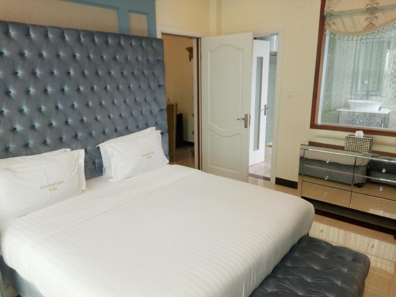 Hotel Amaritsah Brazzaville Bagian luar foto