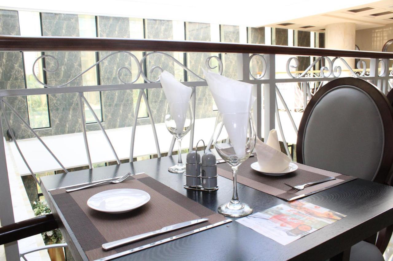 Hotel Amaritsah Brazzaville Bagian luar foto