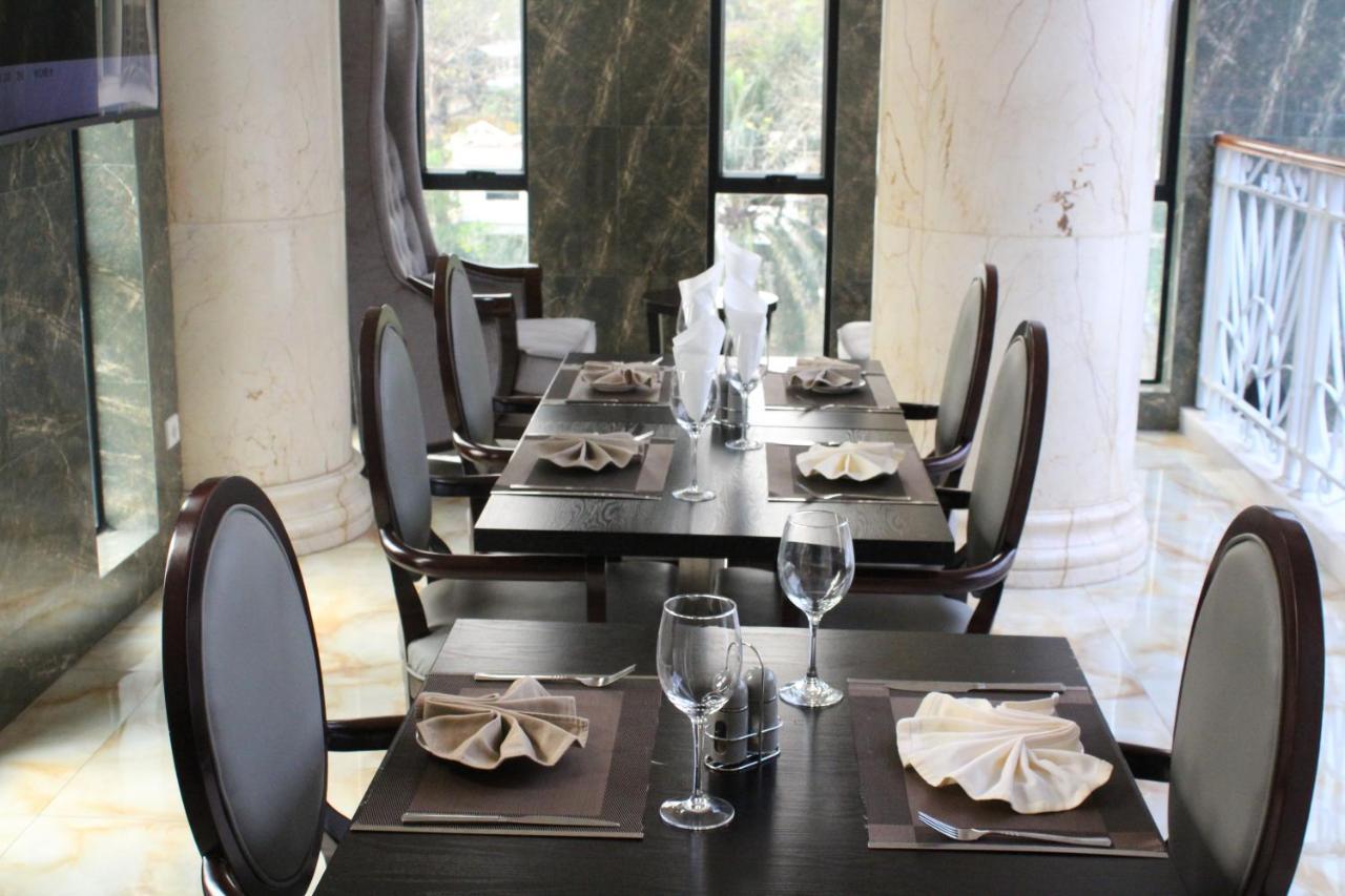 Hotel Amaritsah Brazzaville Bagian luar foto